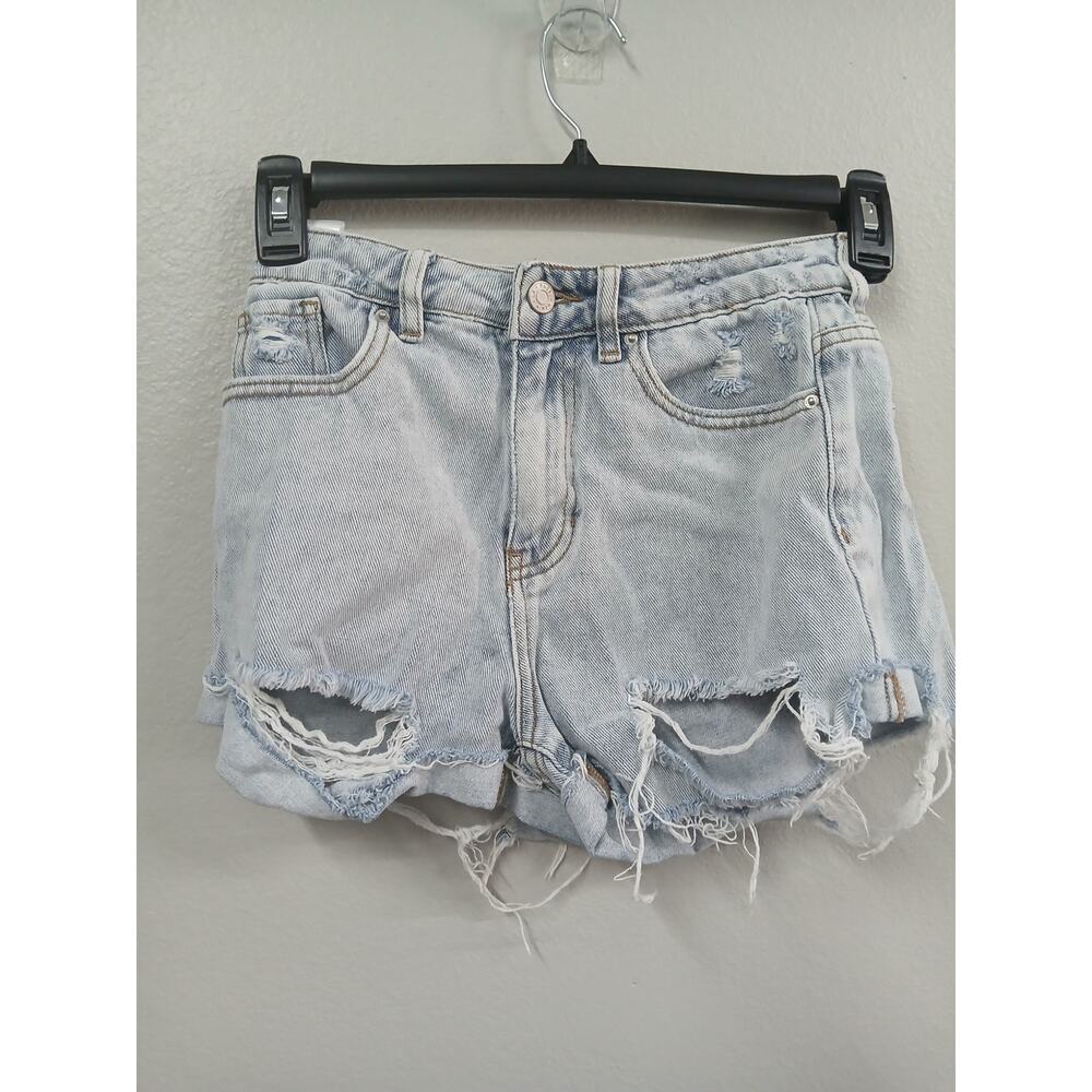 PacSun mom shorts light wash distressed 25" waist